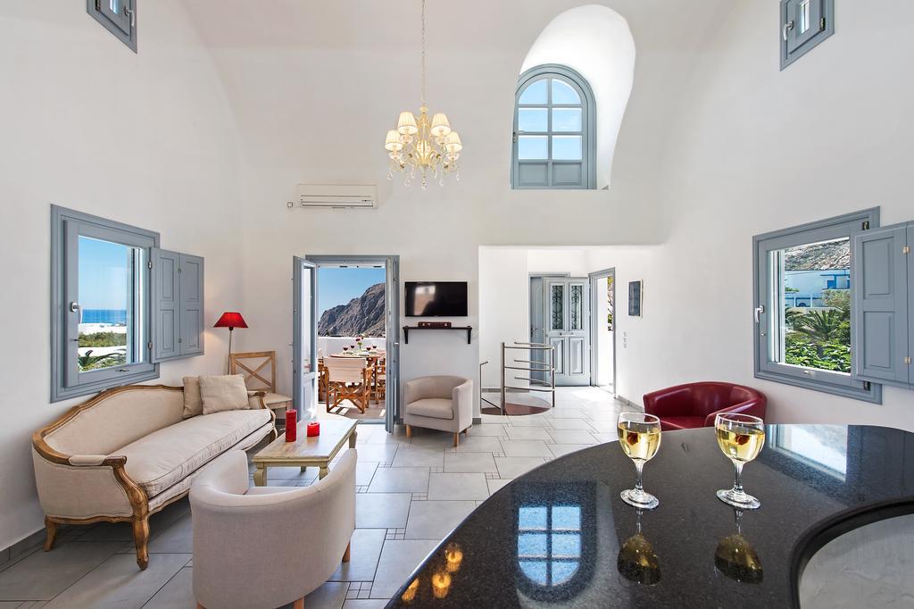 Felicity Luxury Villas Kamári Quarto foto