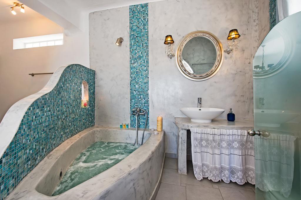 Felicity Luxury Villas Kamári Quarto foto